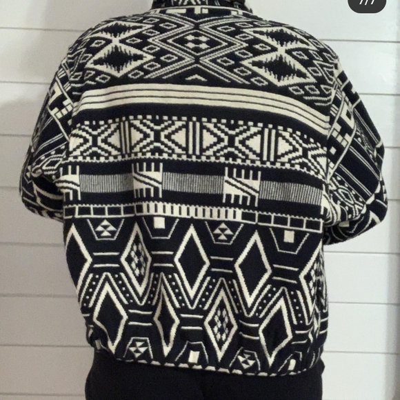 Jacket size M/L - Picture 5 of 7